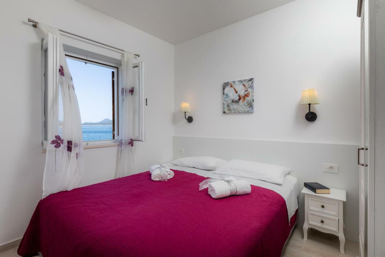 סלאנו Apartments Lovorna מראה חיצוני תמונה